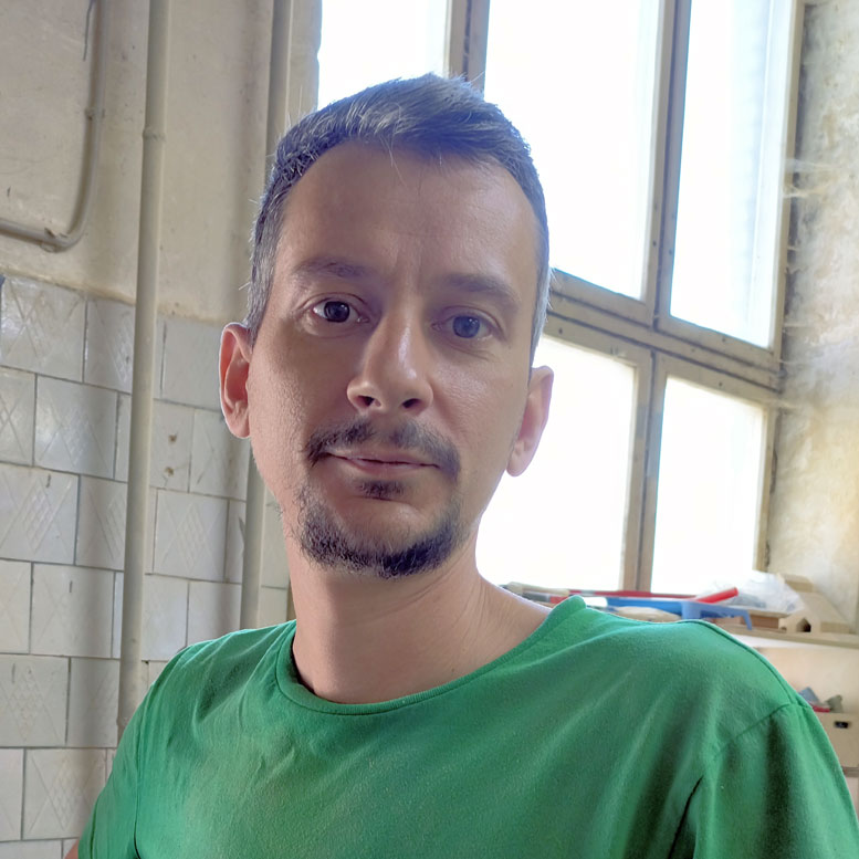 Marty Möbel автор